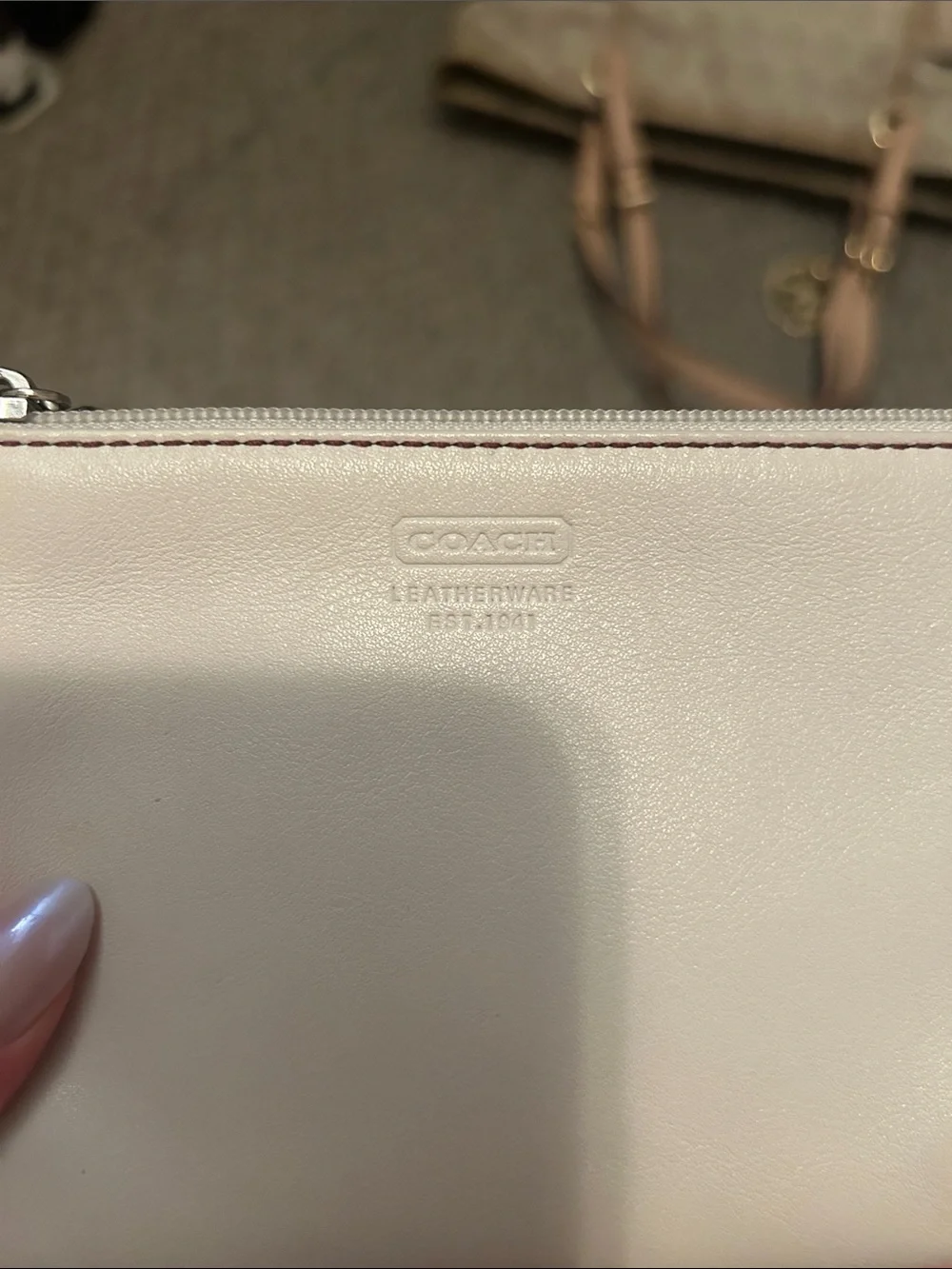 Vintage White Leather Coach Wristlet - Picture 2 of 5